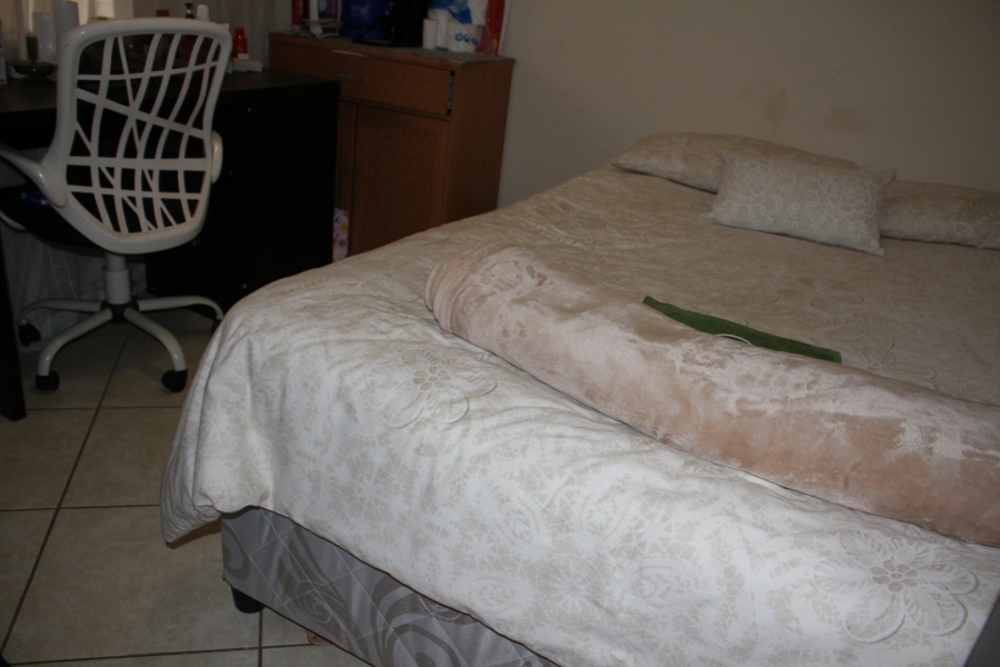 2 Bedroom Property for Sale in Jabulani Gauteng