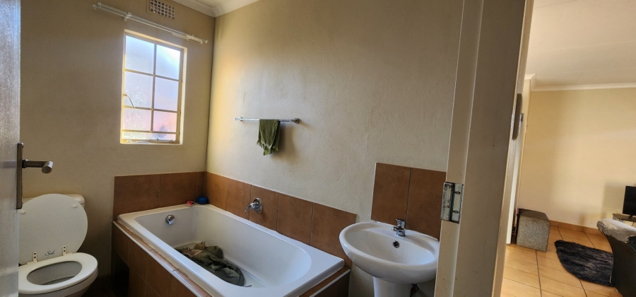 3 Bedroom Property for Sale in Sky City Gauteng