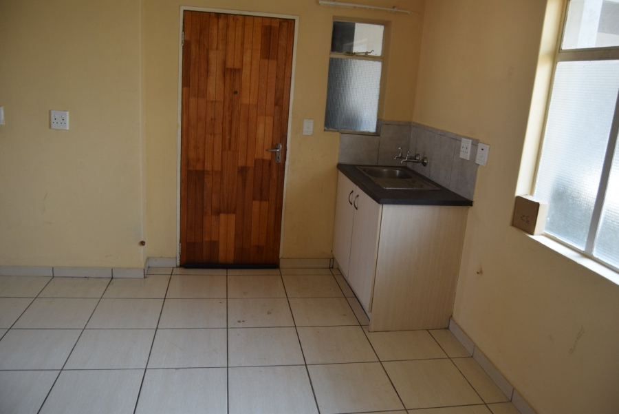 2 Bedroom Property for Sale in Fleurhof Gauteng