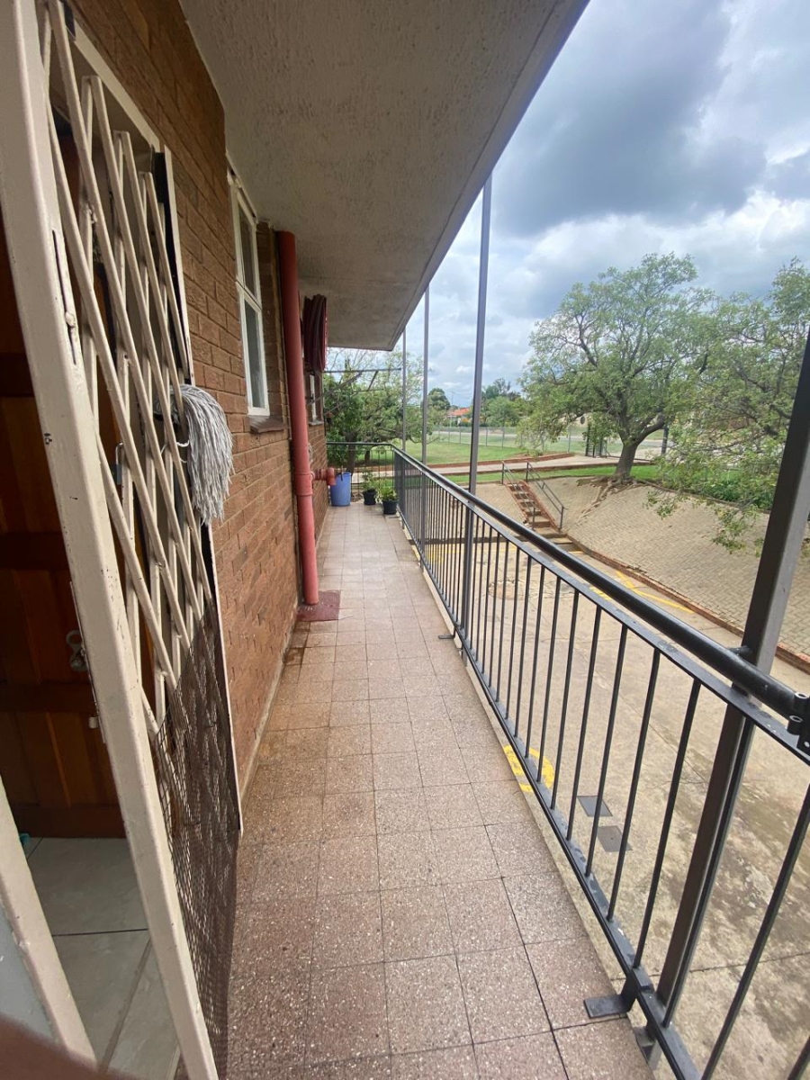 3 Bedroom Property for Sale in Kwaggasrand Gauteng
