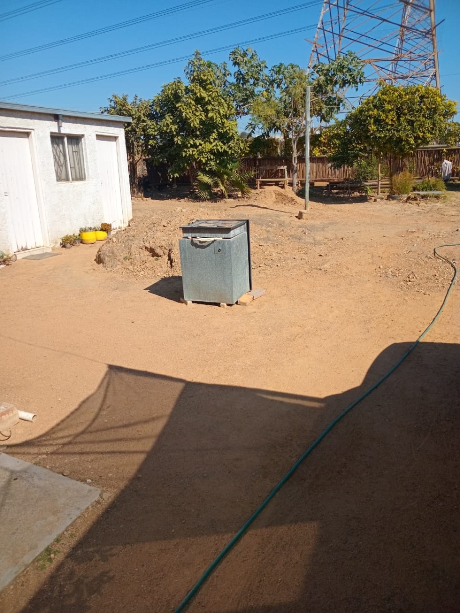 2 Bedroom Property for Sale in Olievenhoutbosch Gauteng