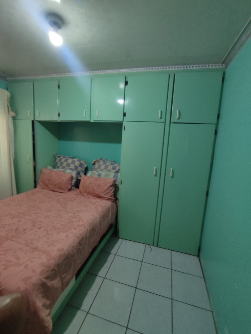 4 Bedroom Property for Sale in Etwatwa Gauteng