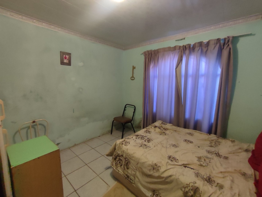 4 Bedroom Property for Sale in Etwatwa Gauteng