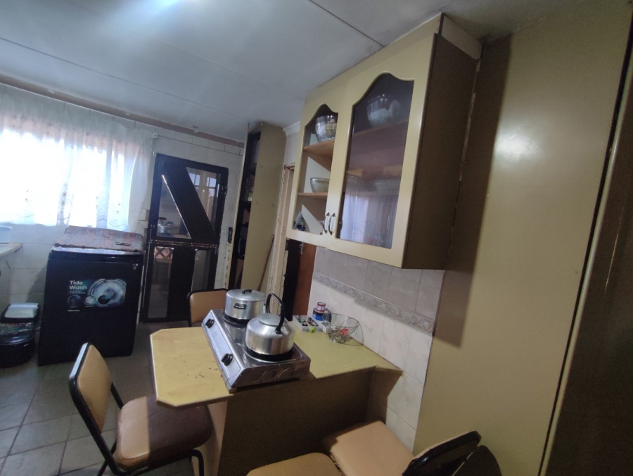 4 Bedroom Property for Sale in Etwatwa Gauteng