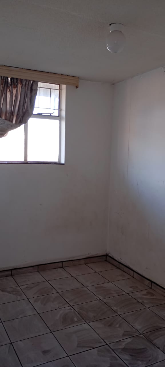 2 Bedroom Property for Sale in Kwaggasrand Gauteng