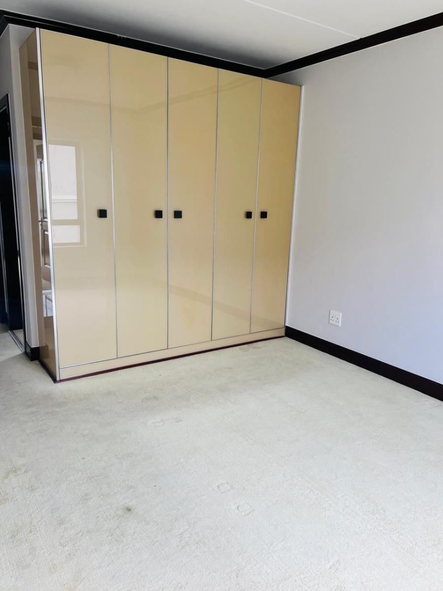 To Let 3 Bedroom Property for Rent in Fourways Gauteng