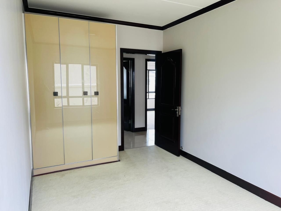 To Let 3 Bedroom Property for Rent in Fourways Gauteng