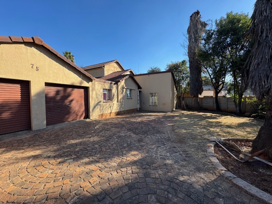 4 Bedroom Property for Sale in Terenure Gauteng