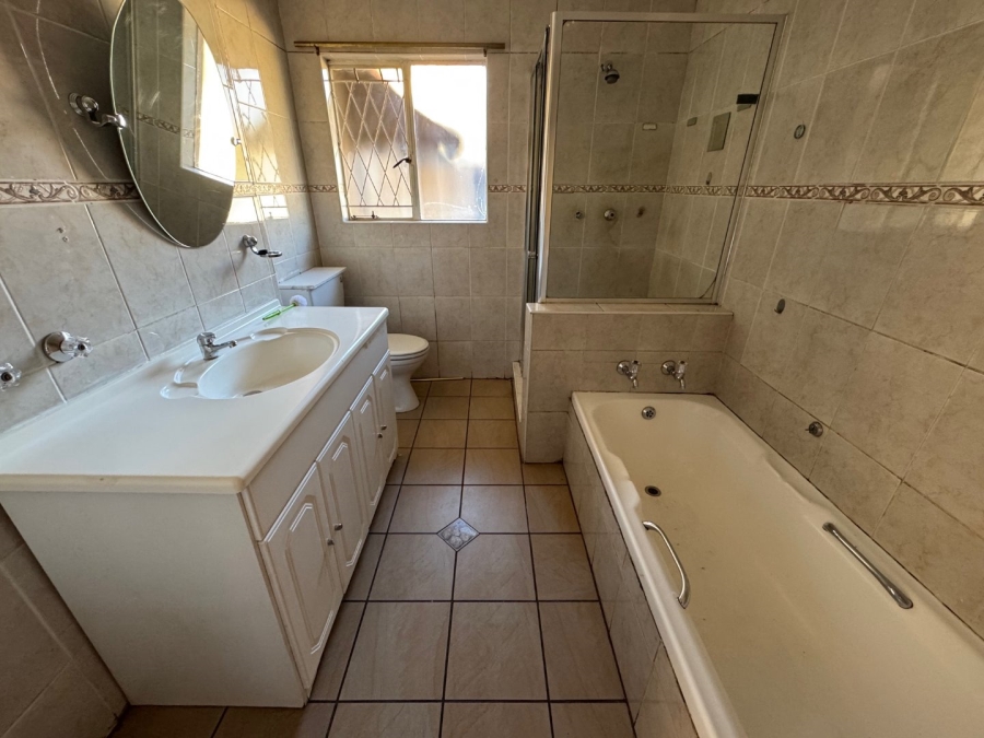 4 Bedroom Property for Sale in Terenure Gauteng