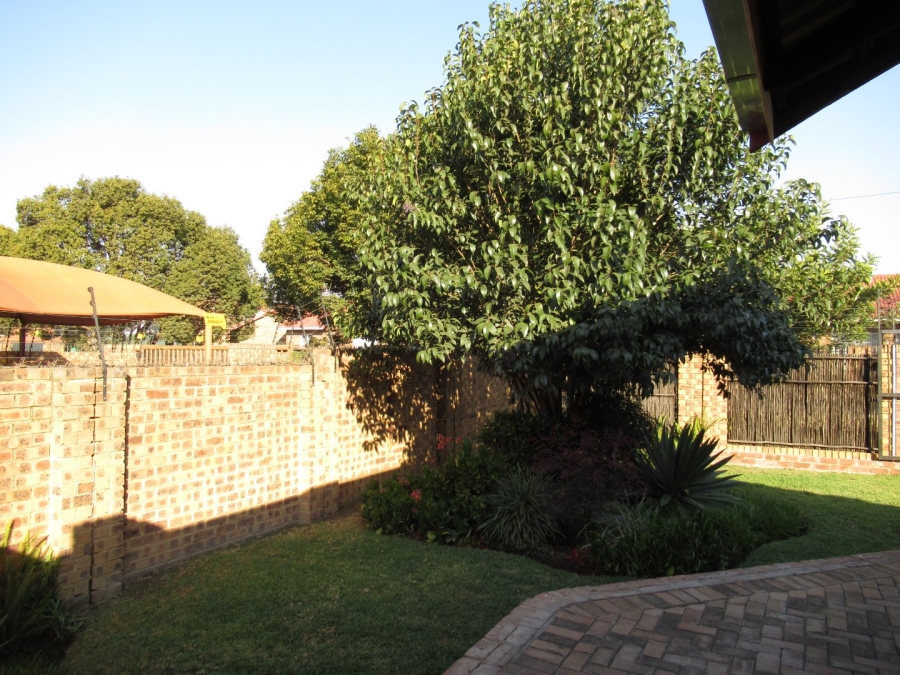 3 Bedroom Property for Sale in Erasmus Gauteng