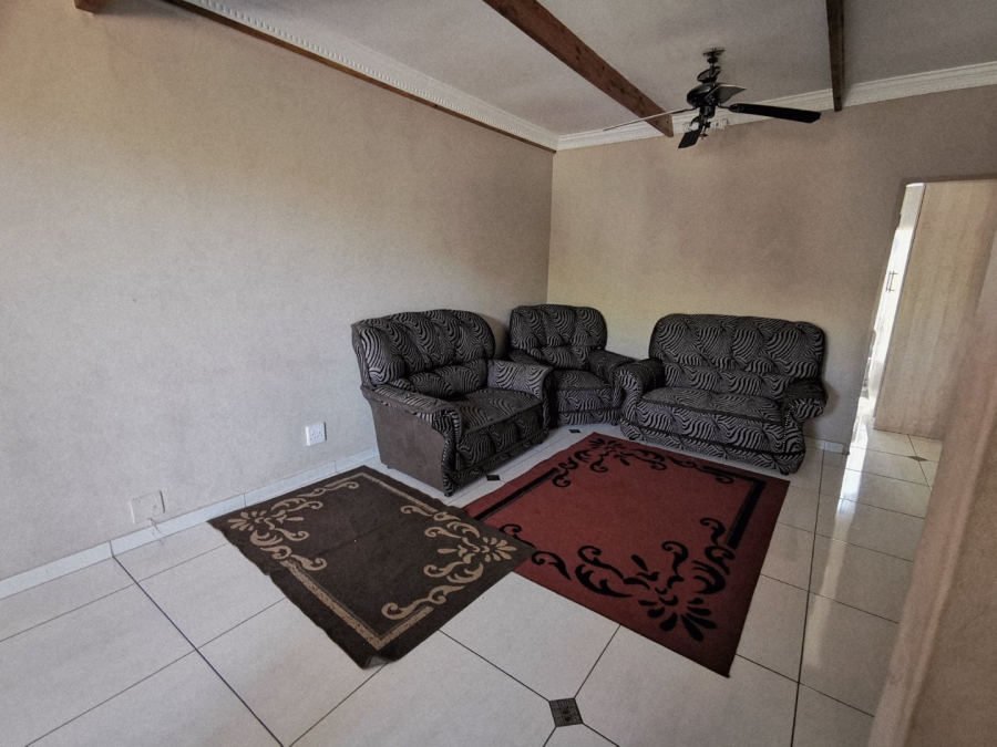 To Let 2 Bedroom Property for Rent in Erasmia Gauteng