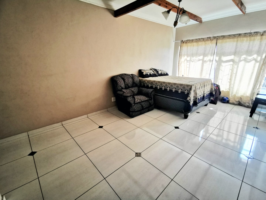 To Let 2 Bedroom Property for Rent in Erasmia Gauteng