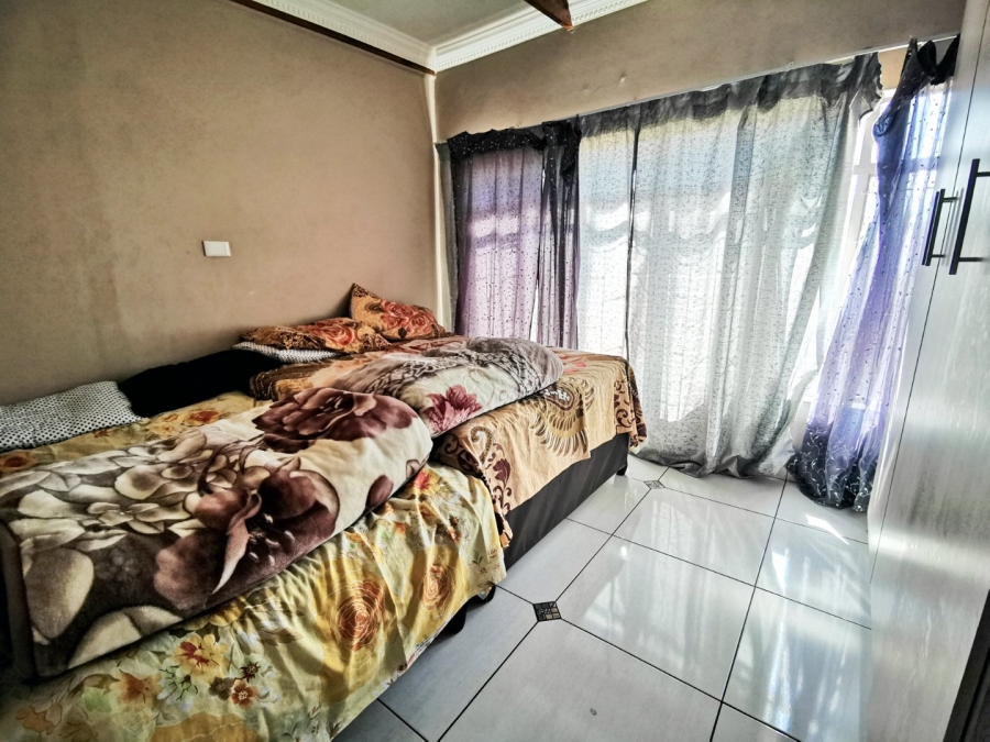 To Let 2 Bedroom Property for Rent in Erasmia Gauteng