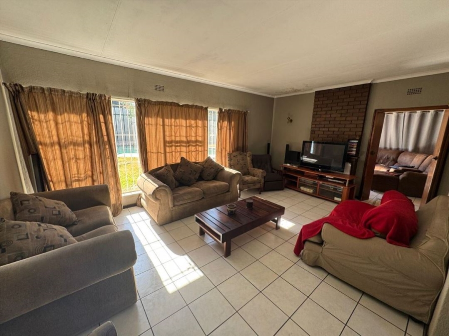 3 Bedroom Property for Sale in Freeway Park Gauteng