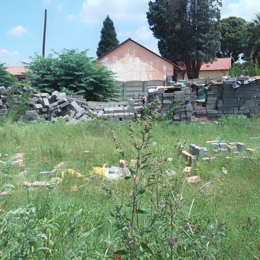  Bedroom Property for Sale in Dawn Park Gauteng