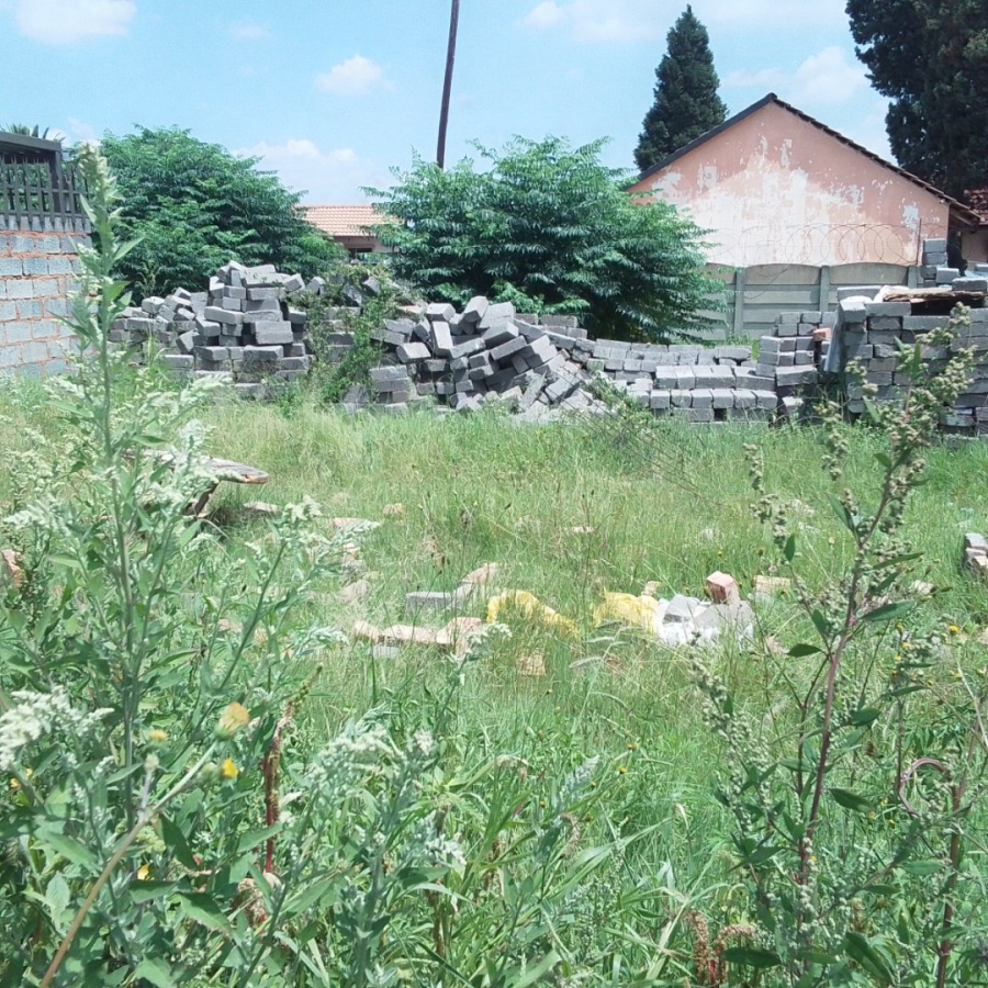 Bedroom Property for Sale in Dawn Park Gauteng