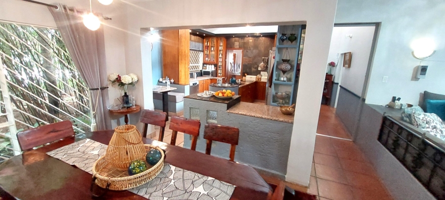 5 Bedroom Property for Sale in Raslouw Gauteng