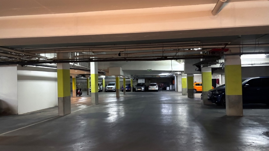  Bedroom Property for Sale in Illovo Gauteng