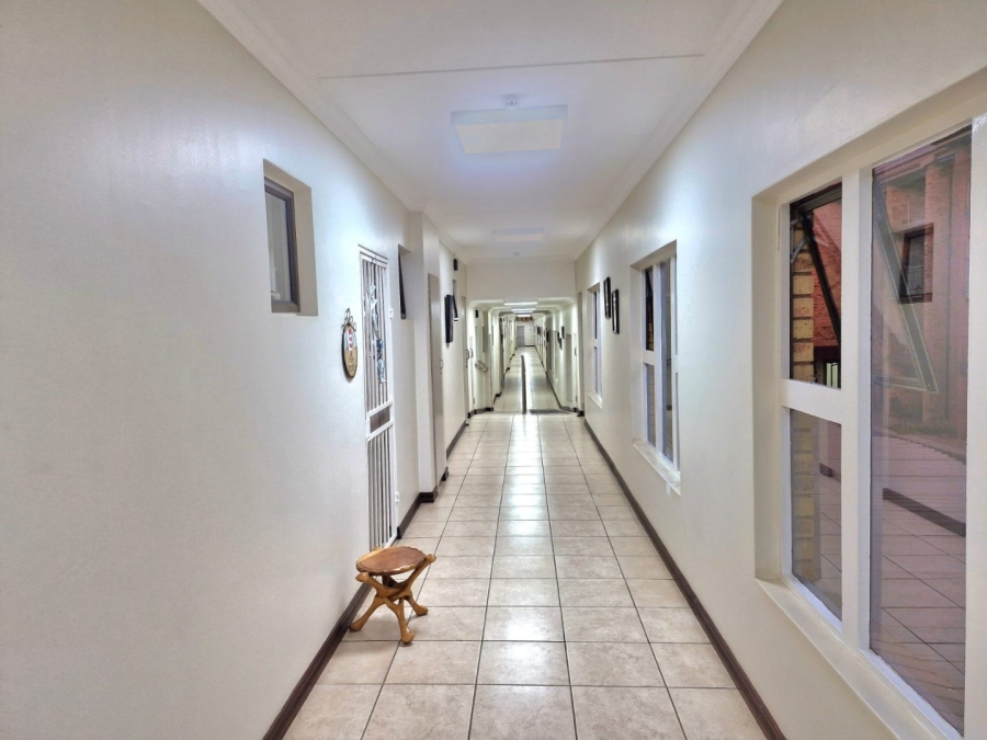 1 Bedroom Property for Sale in Montana Tuine Gauteng