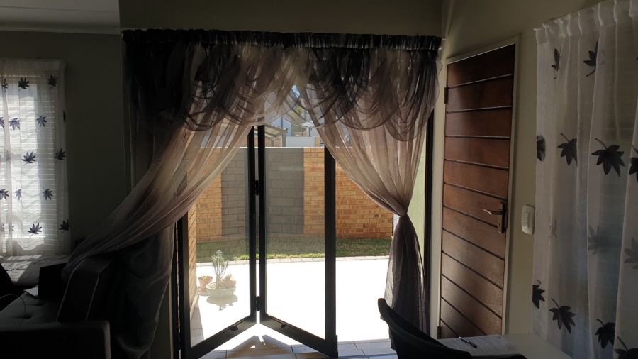 3 Bedroom Property for Sale in Amberfield Gauteng
