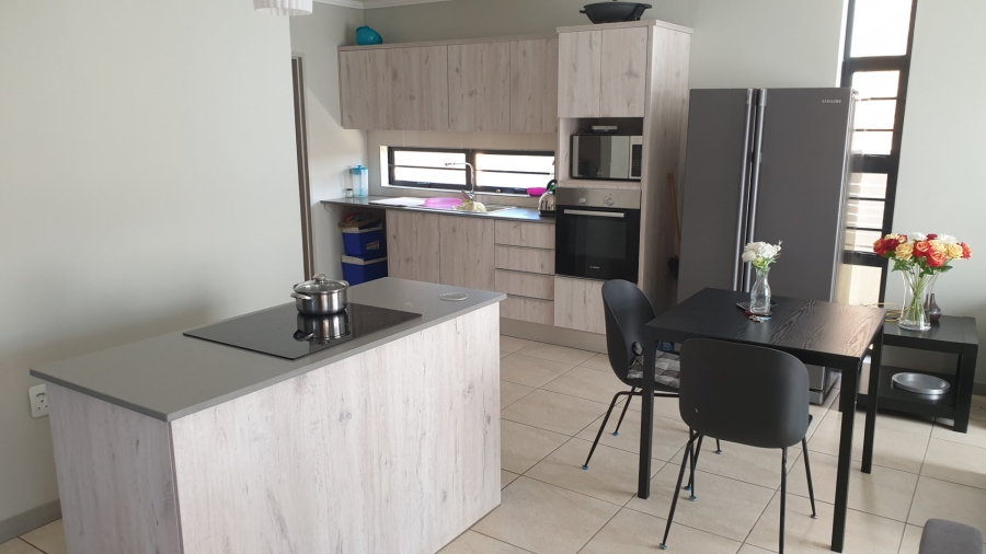 3 Bedroom Property for Sale in Amberfield Gauteng