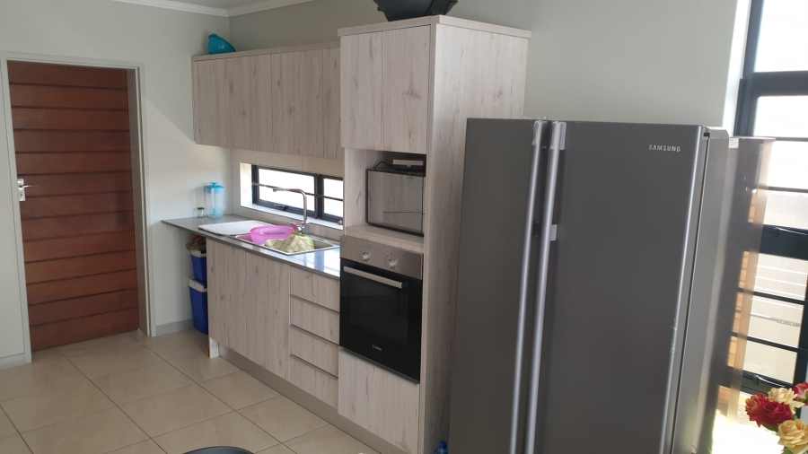 3 Bedroom Property for Sale in Amberfield Gauteng