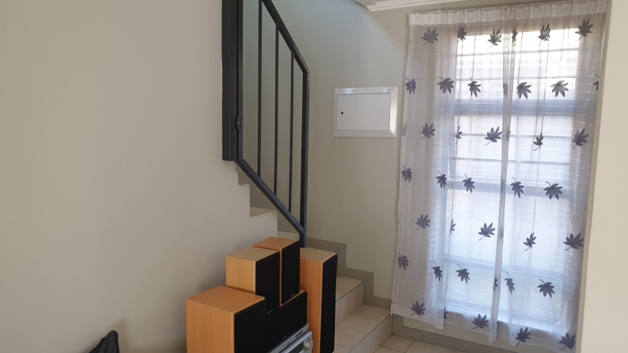 3 Bedroom Property for Sale in Amberfield Gauteng