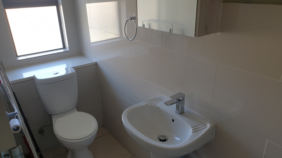 3 Bedroom Property for Sale in Amberfield Gauteng