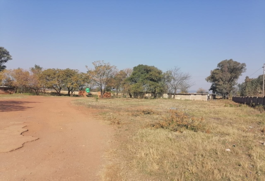 4 Bedroom Property for Sale in Honingneskrans Ah Gauteng