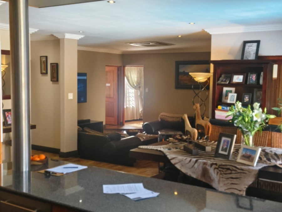 3 Bedroom Property for Sale in Dayanglen Gauteng