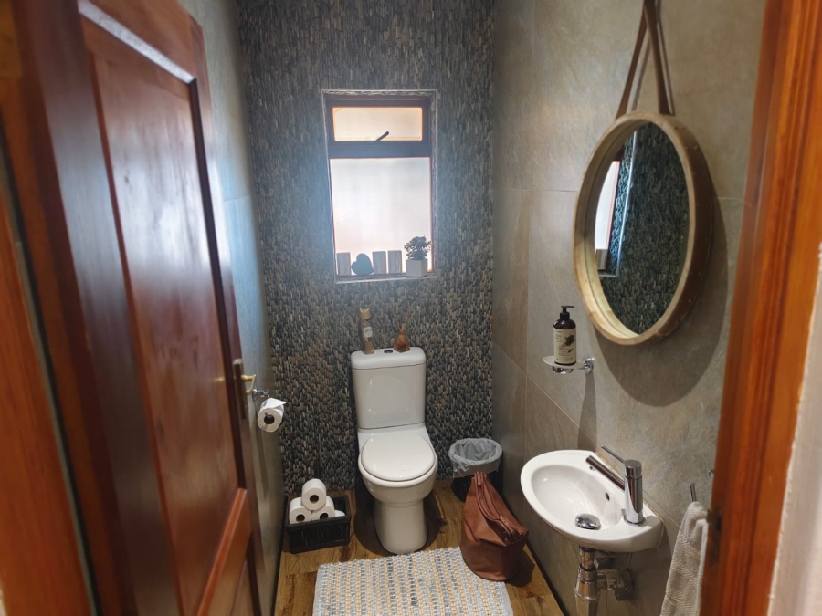 3 Bedroom Property for Sale in Dayanglen Gauteng