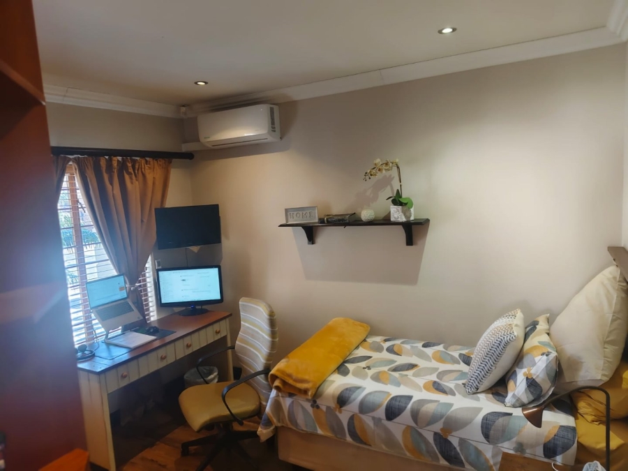3 Bedroom Property for Sale in Dayanglen Gauteng