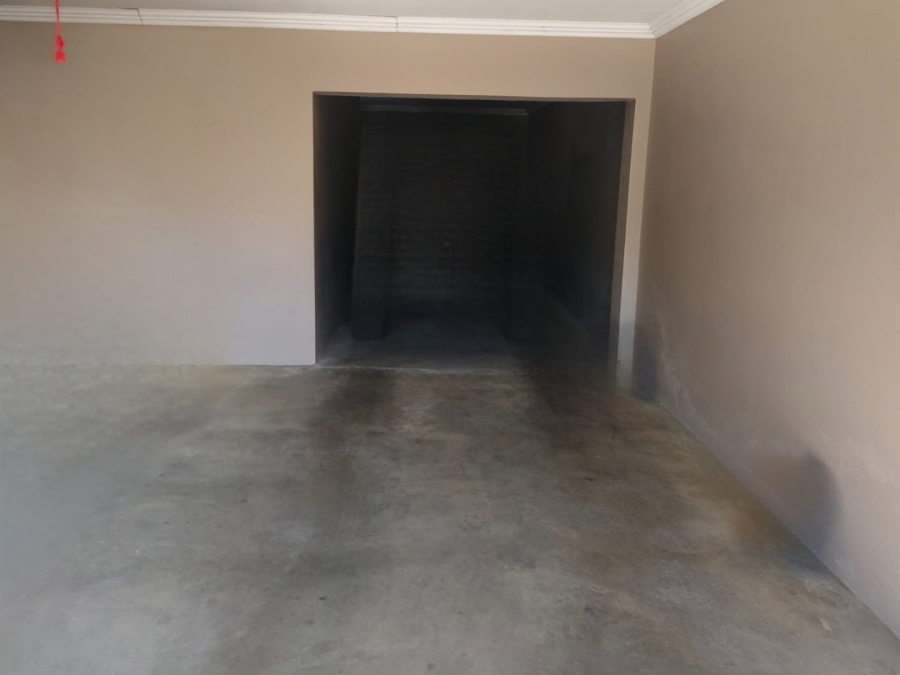 3 Bedroom Property for Sale in Dayanglen Gauteng