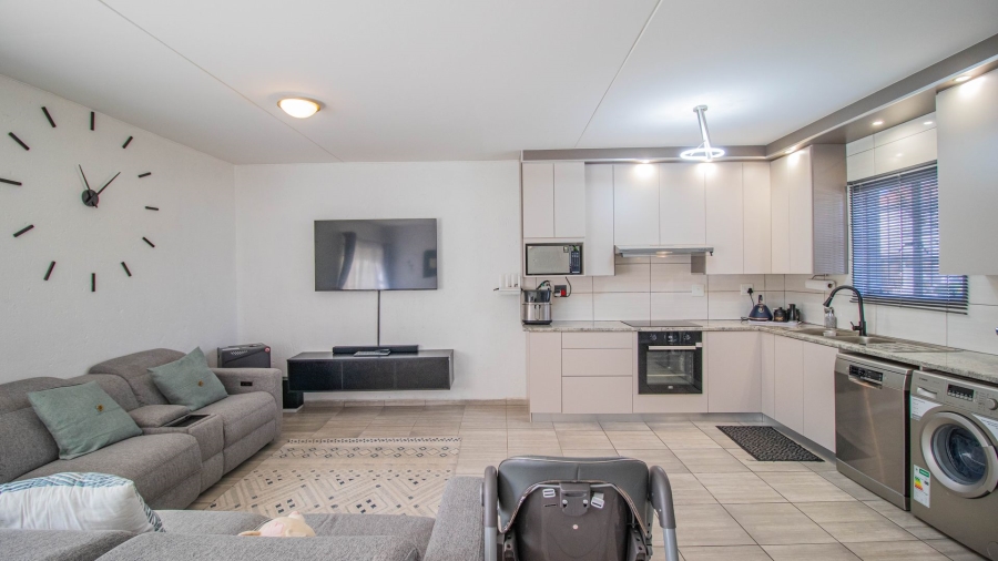 2 Bedroom Property for Sale in Aloe Place Gauteng