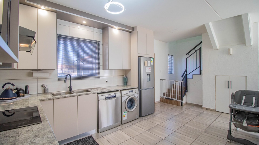 2 Bedroom Property for Sale in Aloe Place Gauteng