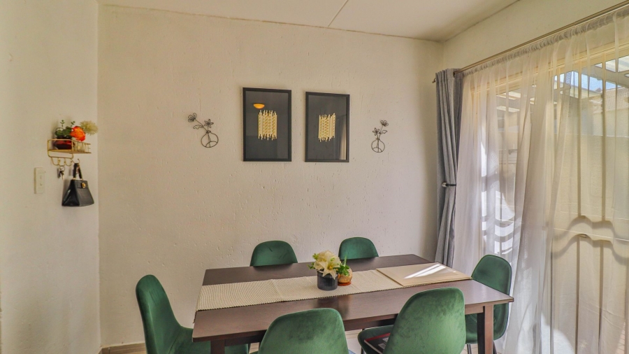 2 Bedroom Property for Sale in Aloe Place Gauteng