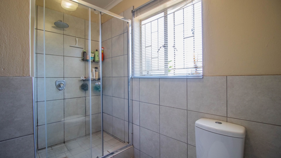 2 Bedroom Property for Sale in Aloe Place Gauteng