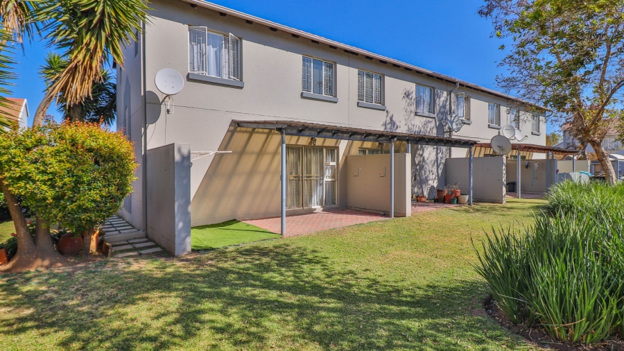 2 Bedroom Property for Sale in Aloe Place Gauteng