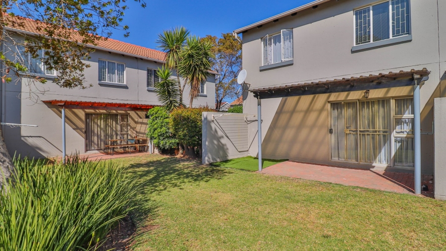 2 Bedroom Property for Sale in Aloe Place Gauteng