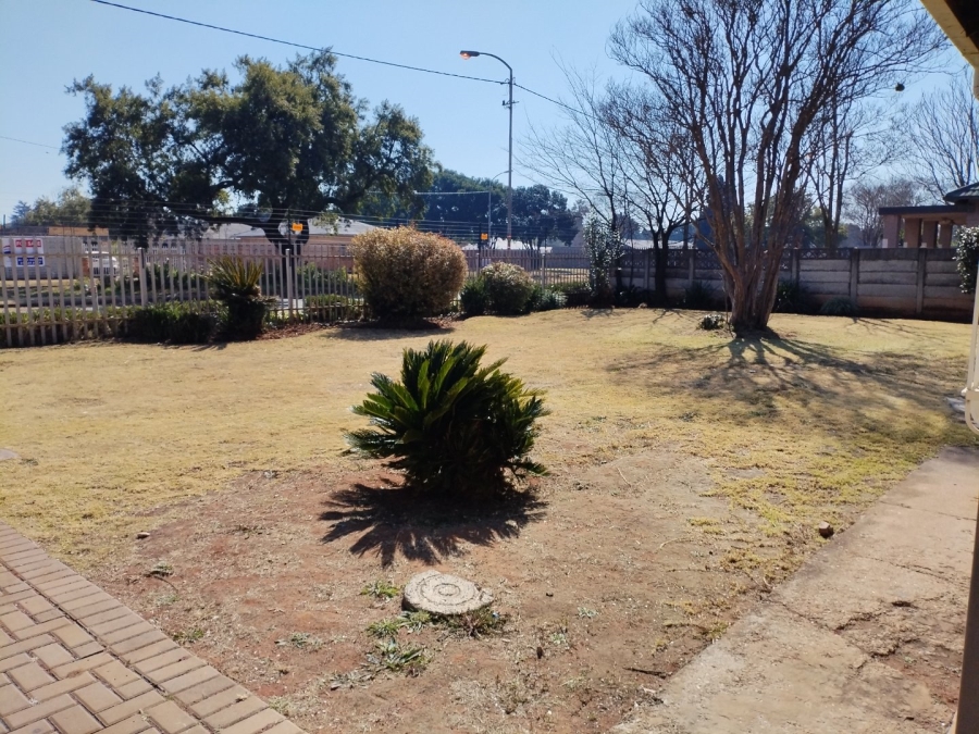 To Let 3 Bedroom Property for Rent in Casseldale Gauteng