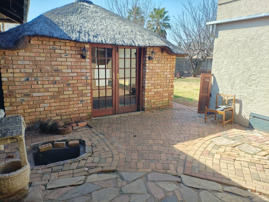 To Let 3 Bedroom Property for Rent in Casseldale Gauteng