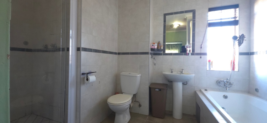 4 Bedroom Property for Sale in Castleview Gauteng