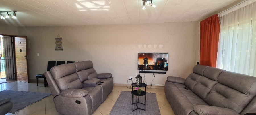 2 Bedroom Property for Sale in Glenvista Gauteng