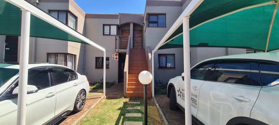 2 Bedroom Property for Sale in Glenvista Gauteng