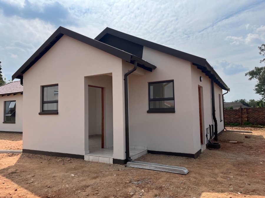 3 Bedroom Property for Sale in Crystal Park Gauteng