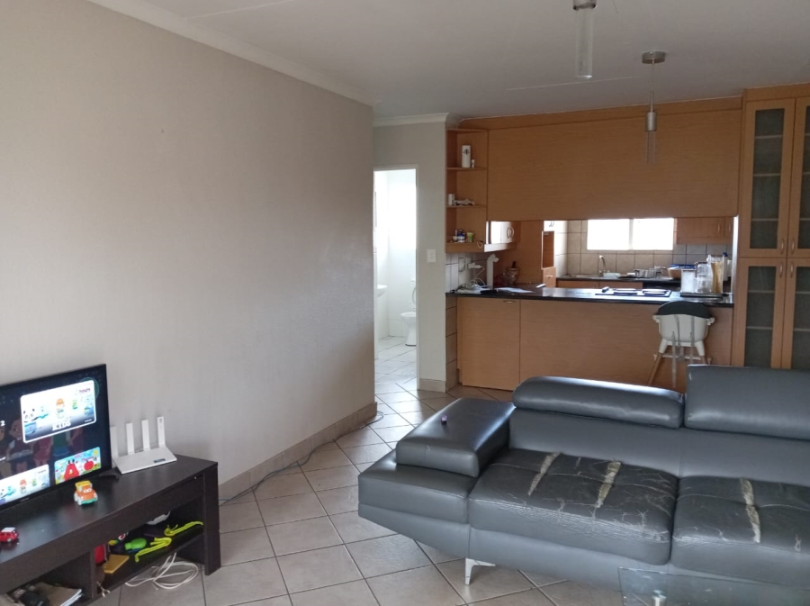 To Let 2 Bedroom Property for Rent in Eden Glen Gauteng