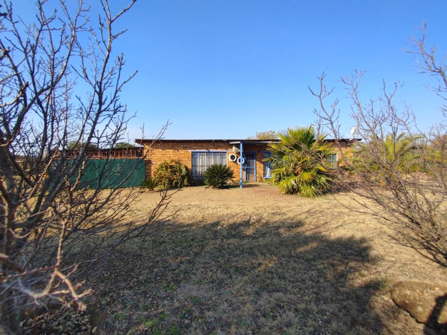 6 Bedroom Property for Sale in Haakdoornboom AH Gauteng
