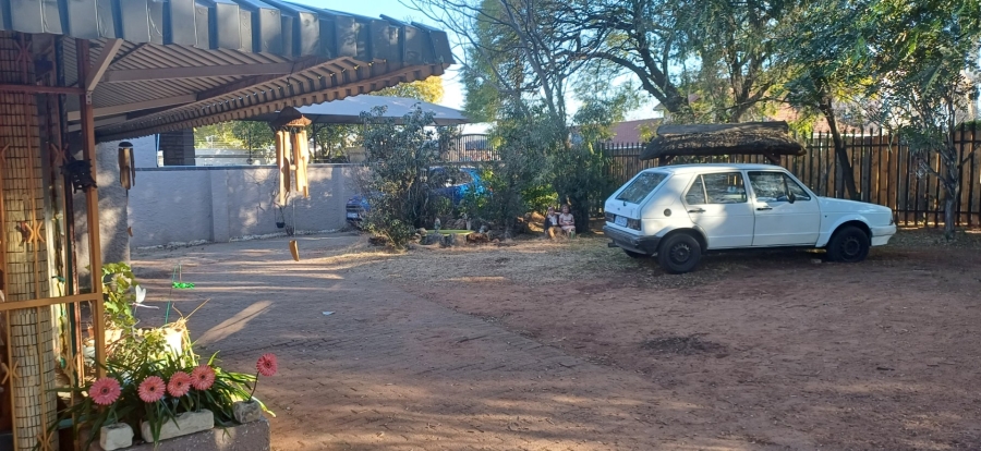 5 Bedroom Property for Sale in Sunnyrock Gauteng