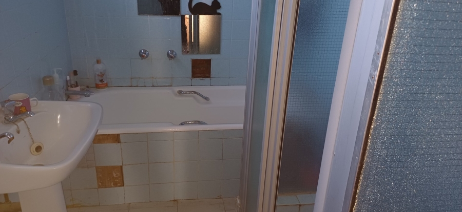 5 Bedroom Property for Sale in Sunnyrock Gauteng