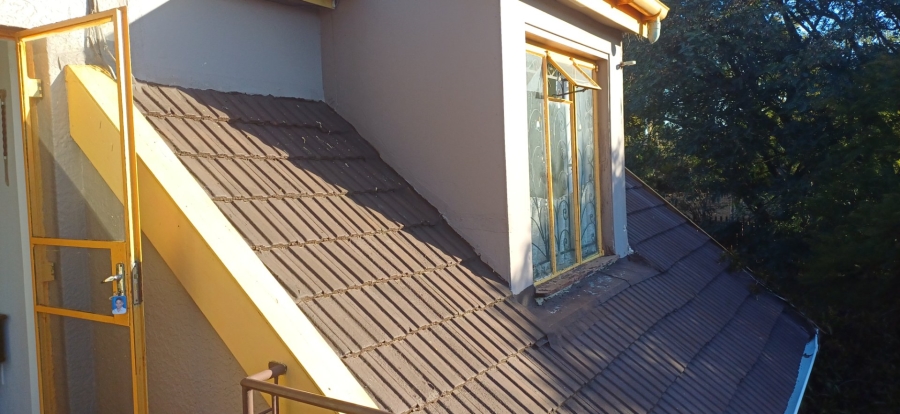 5 Bedroom Property for Sale in Sunnyrock Gauteng